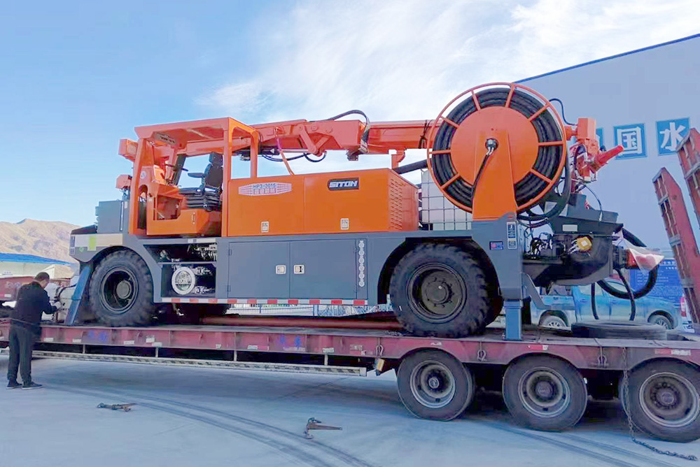 工程橋式濕噴臺車(chē)